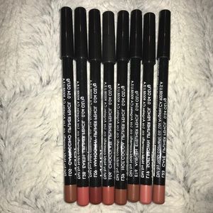 Nabi nude lip liner set